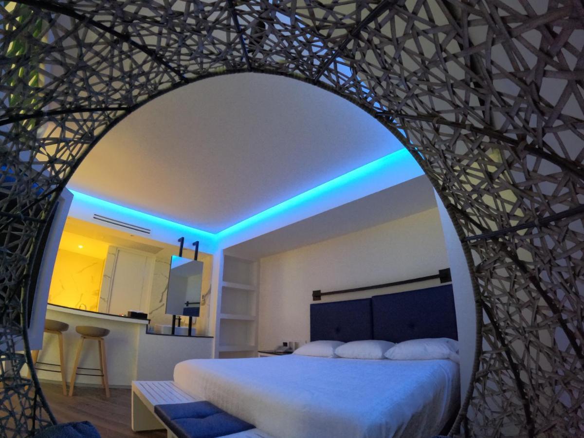 Weenjoy Hotels Grand Prix Aeropuerto Cdmx メキシコシティ エクステリア 写真